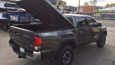 2016 Toyota Tacoma – Tonneau – LSII