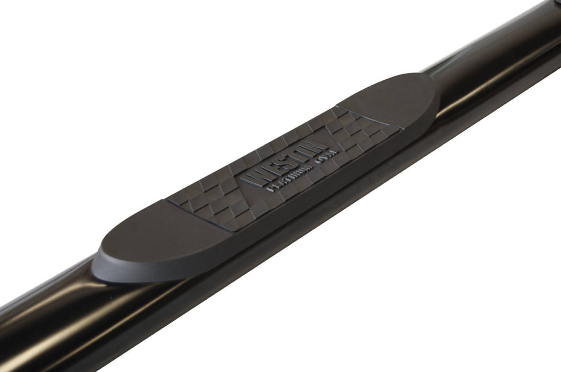 Platinum-4-Oval-Wheel-to-Wheel-Step-Bars-CLOSEUP.jpg