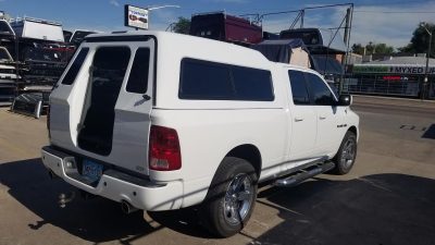 2009 Dodge, ARE MX, Full Walk-In Door