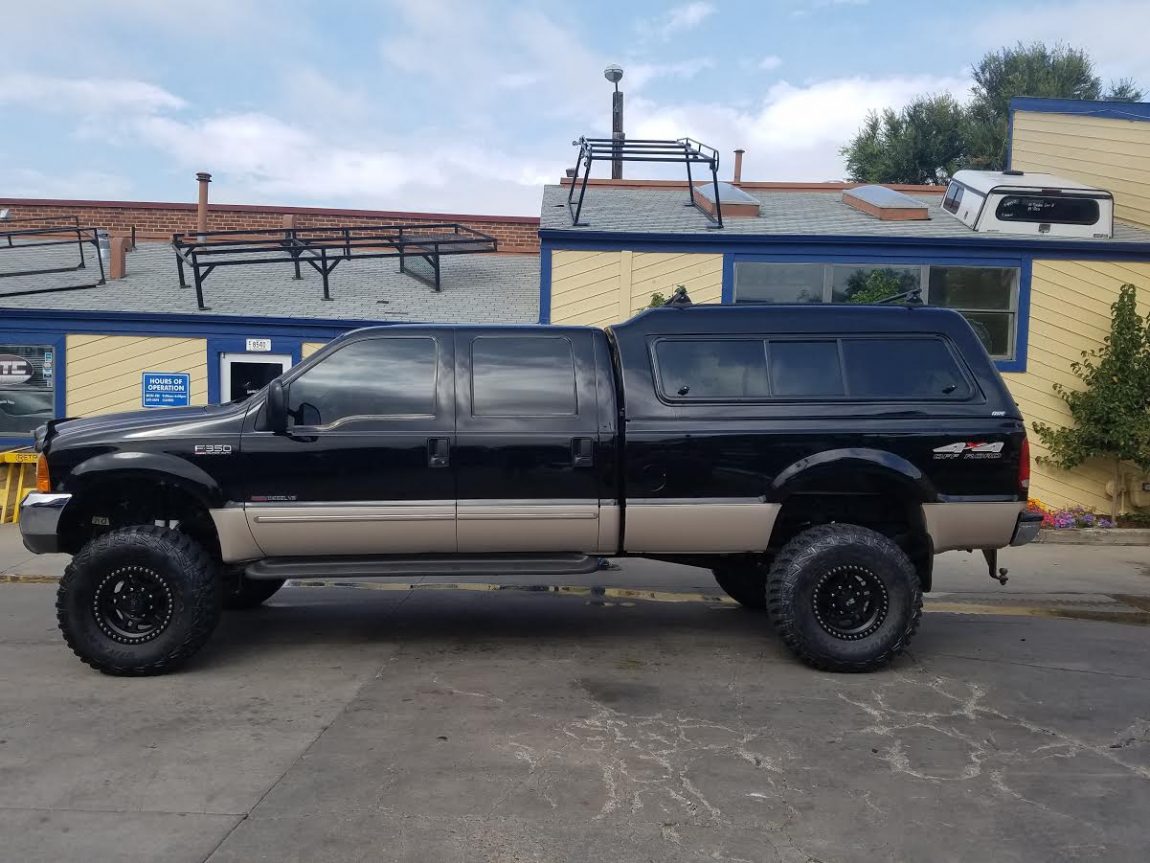2006-Ford-F350-Superduty-ARE-MX-Series-Yakima.jpg