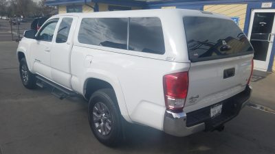 2017 Tacoma, 040 White, Z-Series