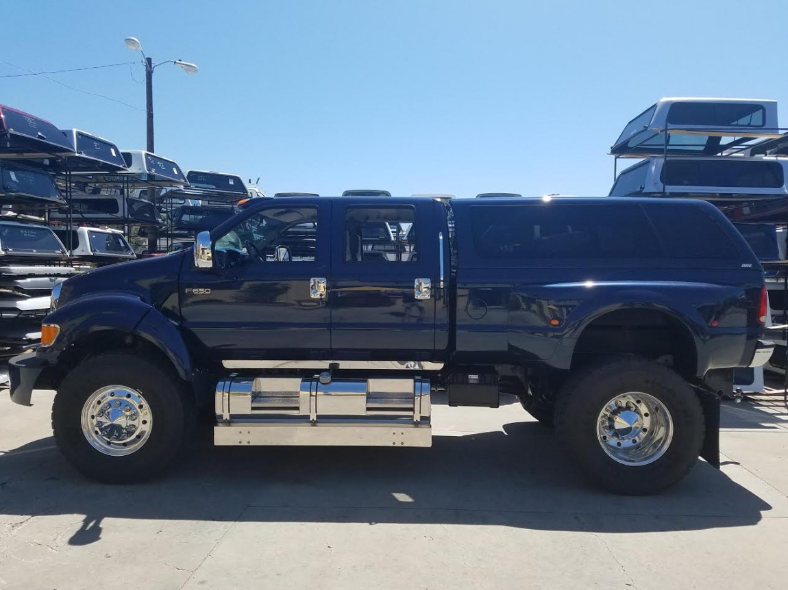 2008-Ford-F-650-super-truck-are-z-series-topper.jpg