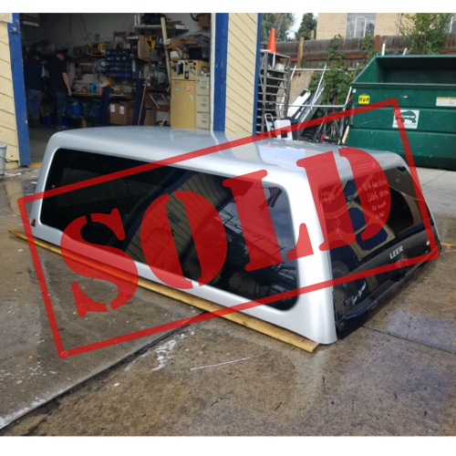 sold-used-leer-truck-topper-ford-superduty.png